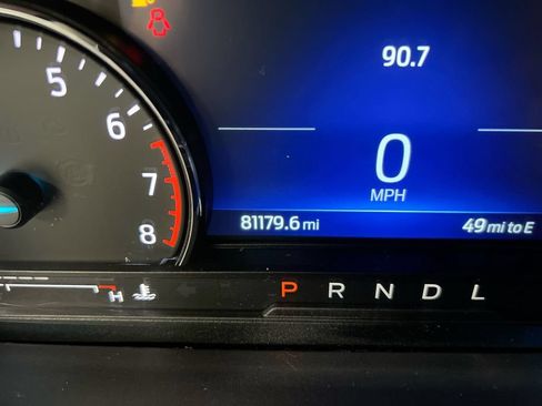 Used 2023 Ford Explorer XLT w/ Equipment Group 202A AWD/4WD image 13
