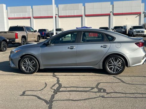 Used 2022 Kia Forte GT-Line w/ GT-Line Technology Package image 9