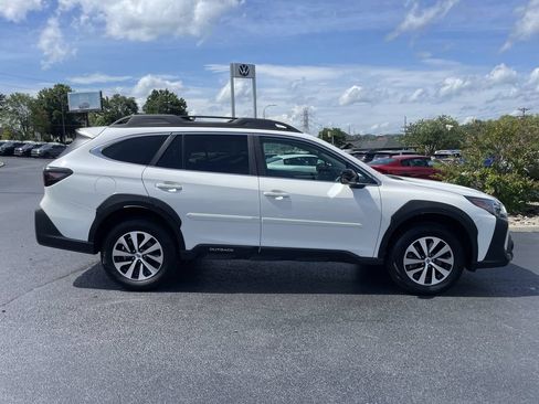 Certified 2024 Subaru Outback Premium AWD/4WD image 4