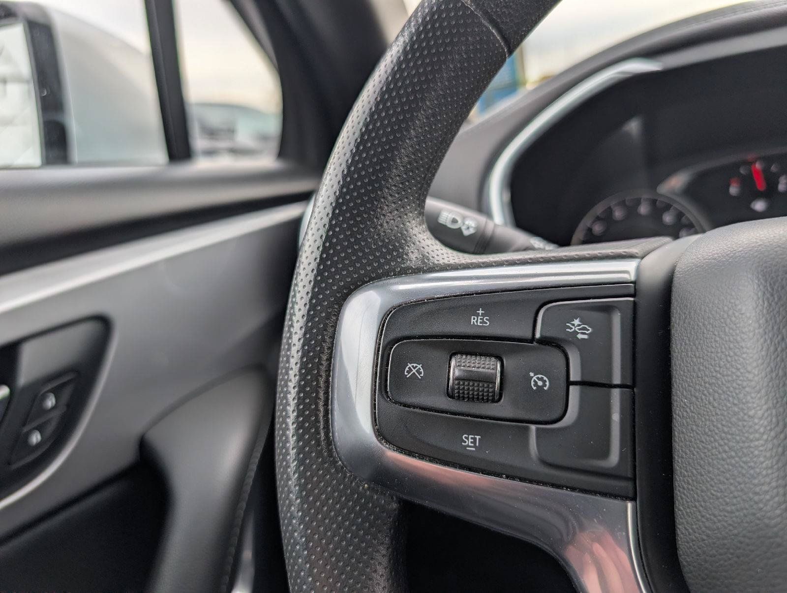 Used 2021 Chevrolet Blazer LT AWD/4WD image 11