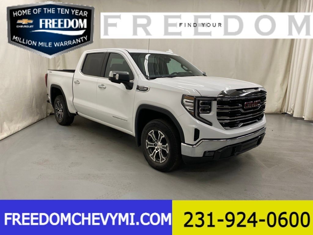 Used 2025 GMC Sierra 1500 SLT AWD/4WD image 1