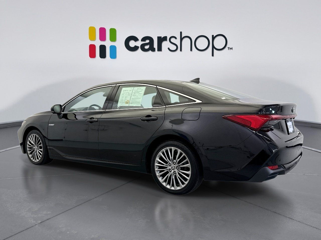 Used 2021 Toyota Avalon Limited w/ Advanced Safety Package FWD image 3