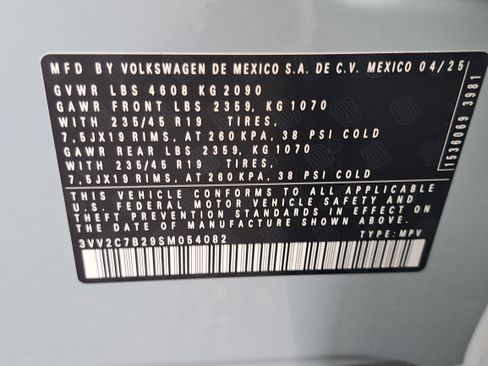 Used 2025 Volkswagen Taos SE AWD/4WD image 33