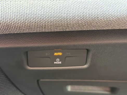 New 2026 Volkswagen Tiguan S image 22