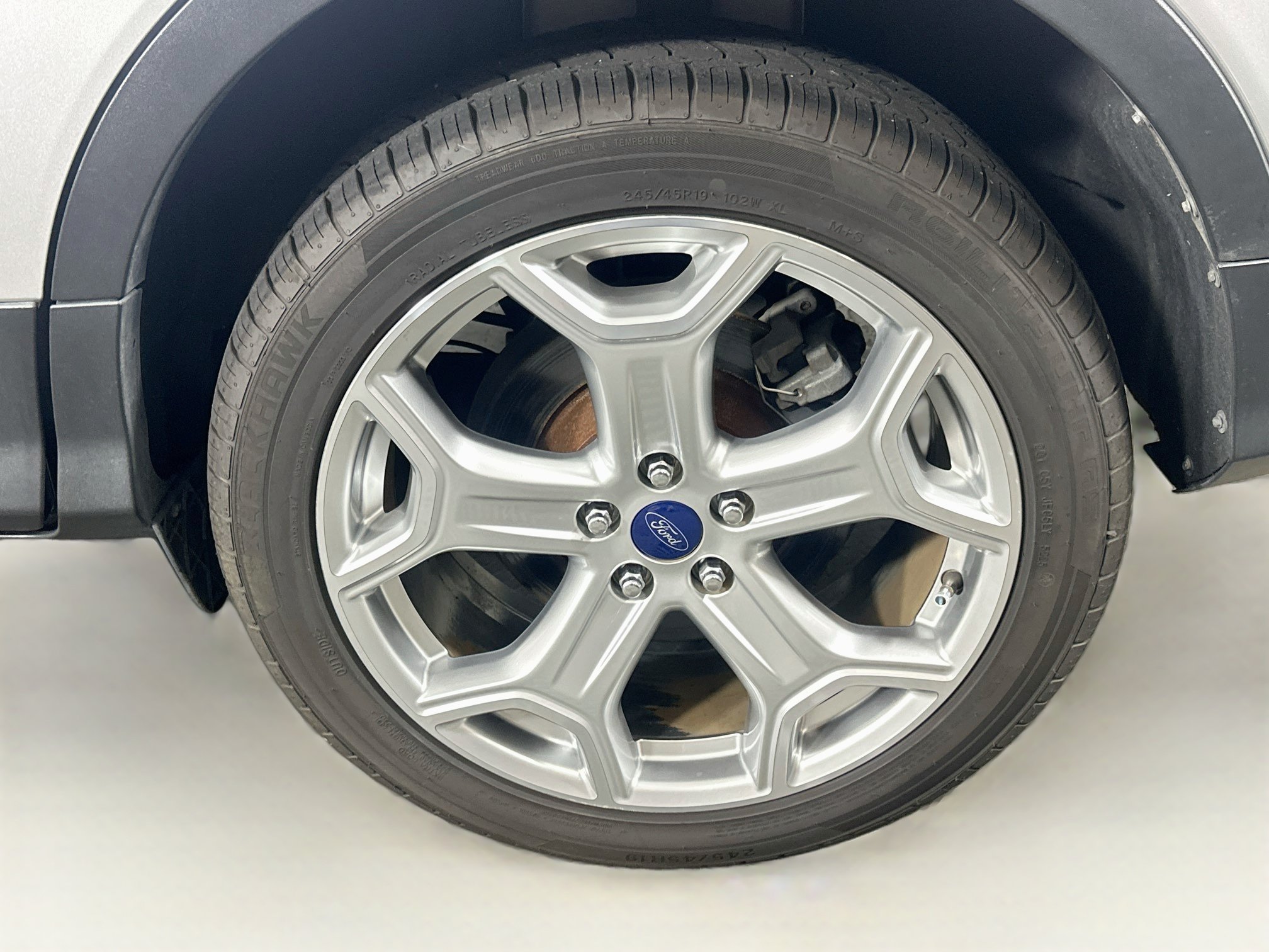 Used 2017 Ford Escape Titanium w/ Equipment Group 301A FWD image 11