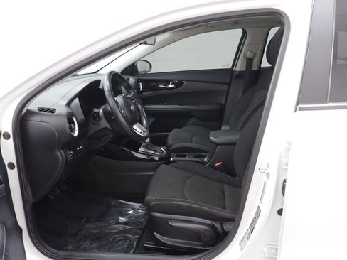 Used 2019 Kia Forte S w/ S Premium Package image 5