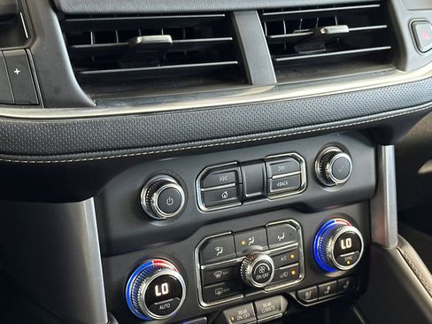 Used 2021 GMC Yukon SLT image 21