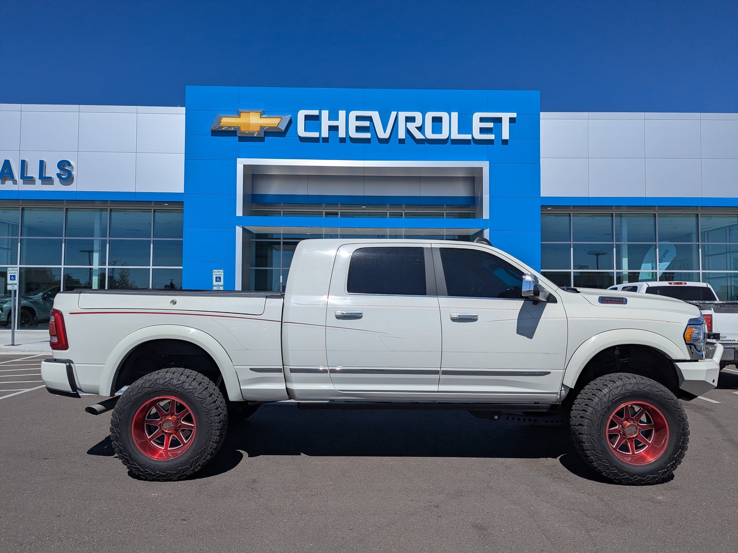 Used 2022 RAM 3500 Limited AWD/4WD image 38