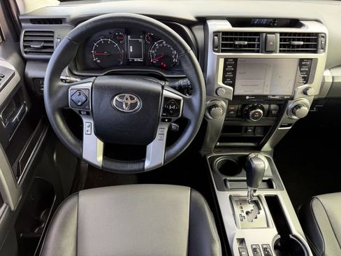 Certified 2022 Toyota 4Runner SR5 Premium image 13