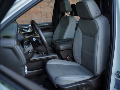 Used 2021 GMC Yukon SLT w/ SLT Premium Package image 22