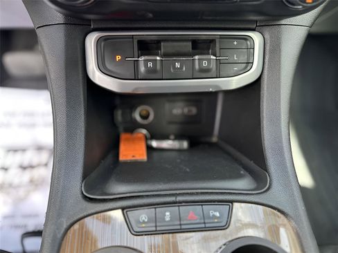 Used 2020 GMC Acadia SLE AWD/4WD image 21