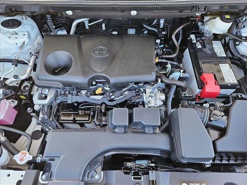 Used 2025 Toyota RAV4 XLE image 21