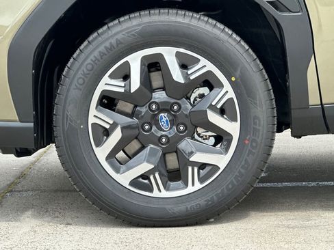 New 2026 Subaru Forester Premium image 32