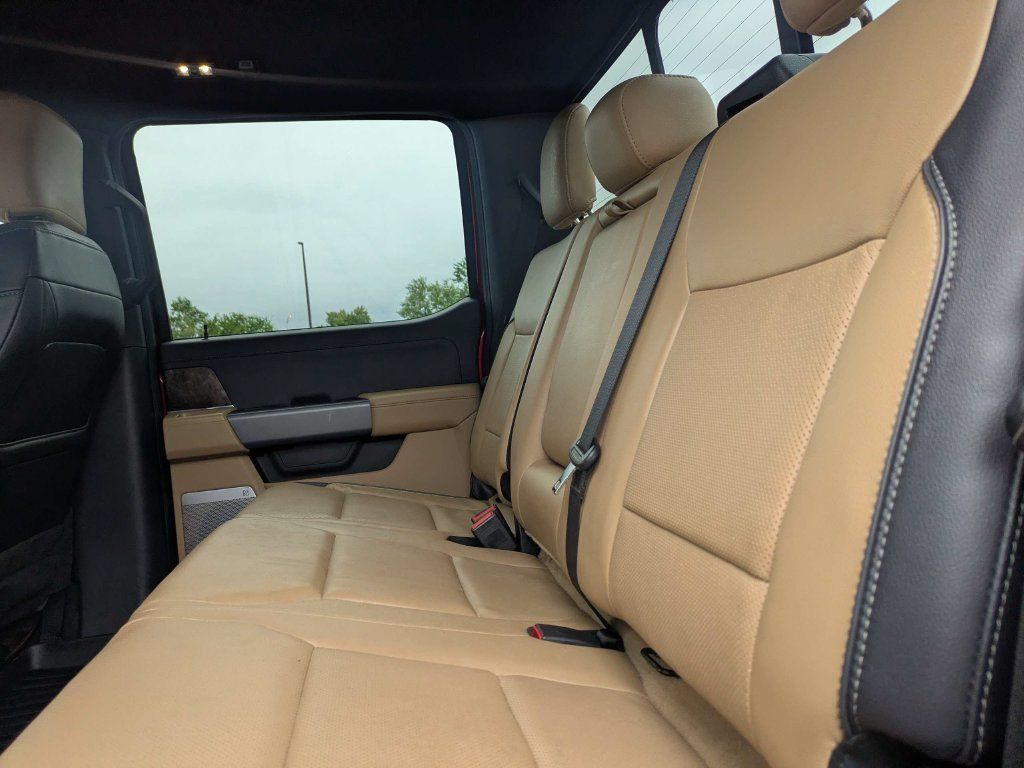 Used 2023 Ford F250 Lariat w/ Lariat Ultimate Package AWD/4WD image 14