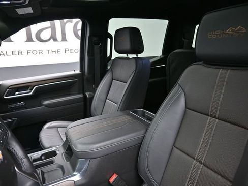 Certified 2025 Chevrolet Silverado 1500 High Country image 16