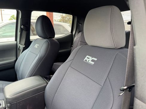 Used 2016 Toyota Tacoma TRD Off-Road w/ Towing Package image 23