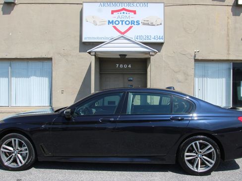 Used 2016 BMW 750i xDrive AWD/4WD image 5