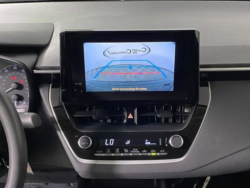 Used 2024 Toyota Corolla LE FWD image 15