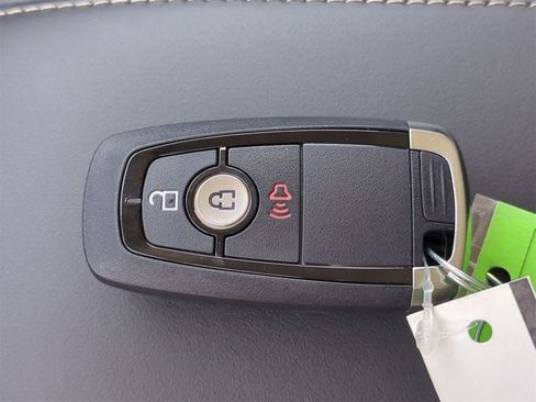 New 2025 Ford Explorer Active RWD image 40