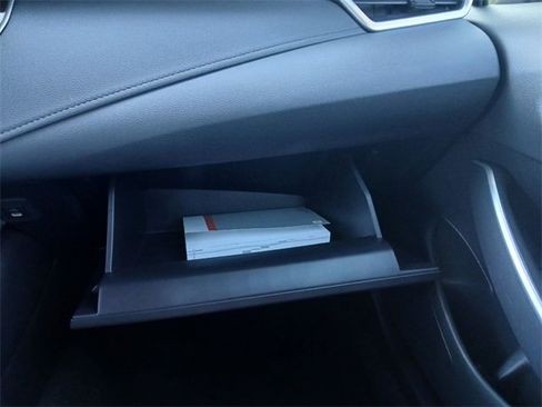 Certified 2024 Toyota Corolla SE image 31