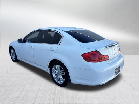 Used 2013 INFINITI G37 Journey w/ Premium Pkg image 7