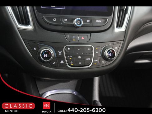 Used 2023 Chevrolet Malibu LT w/ Sport Edition image 17