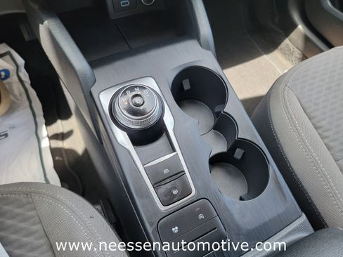 Used 2021 Ford Escape SE w/ Convenience Package image 28