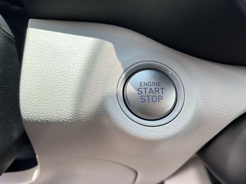 New 2026 Hyundai Venue SEL FWD image 33