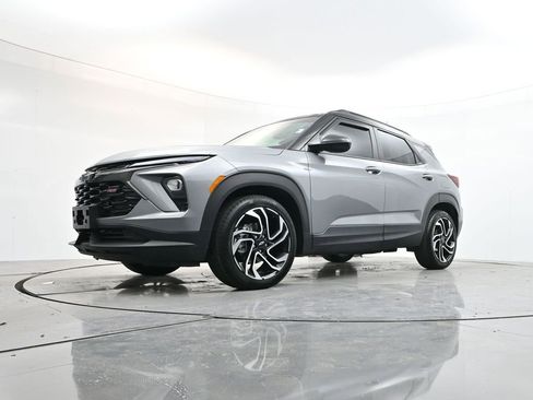 Used 2024 Chevrolet TrailBlazer RS w/ Convenience Package image 30