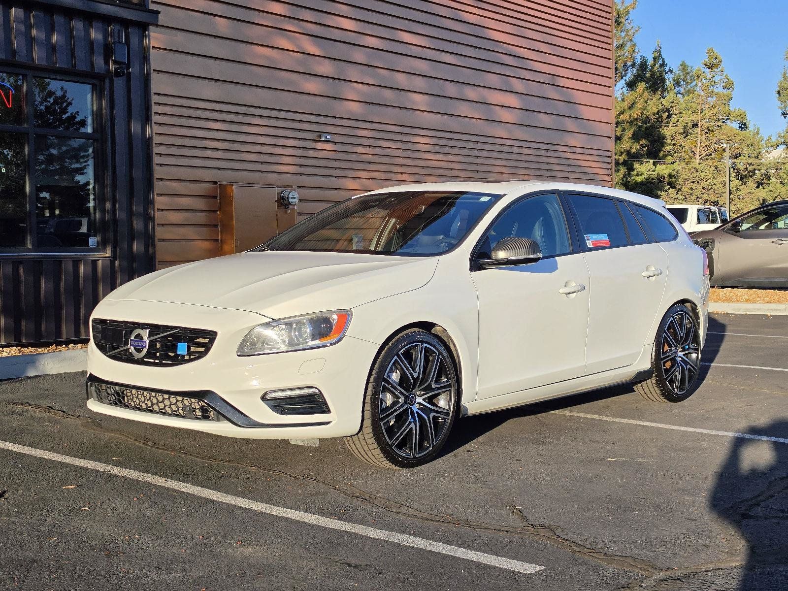 Used 2018 Volvo V60 T6 Polestar AWD/4WD image 1