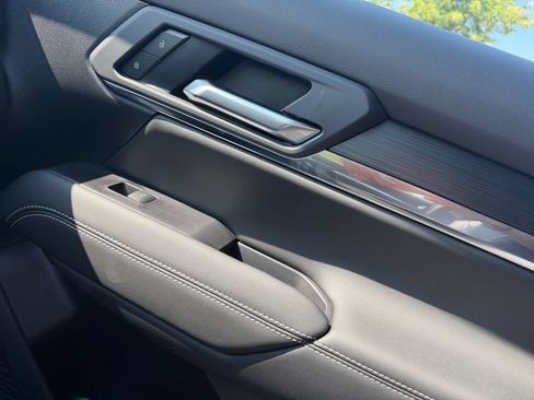New 2027 GMC Terrain Elevation w/ Elevation Premium Package AWD/4WD image 36