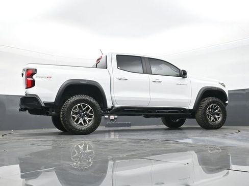 New 2026 Chevrolet Colorado ZR2 w/ Technology Package AWD/4WD image 50