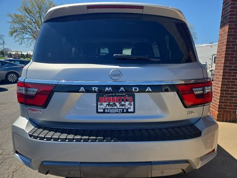 Used 2023 Nissan Armada SL image 5