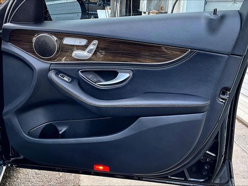 Used 2016 Mercedes-Benz C 300 C 300 image 26