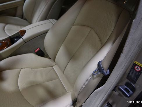 Used 2004 Mercedes-Benz E 320 Sedan image 13