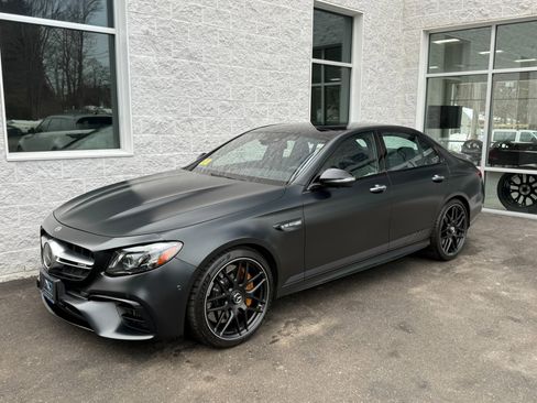 Used 2018 Mercedes-Benz E 63 AMG S image 2
