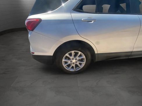 Used 2020 Chevrolet Equinox LS w/ LS Convenience Package FWD image 33