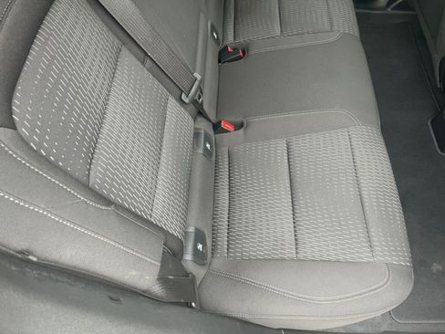 Used 2025 Chevrolet Equinox LT FWD image 34