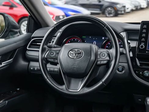Used 2023 Toyota Camry XSE image 12
