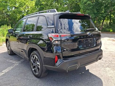 Certified 2025 Subaru Forester Limited AWD/4WD image 7