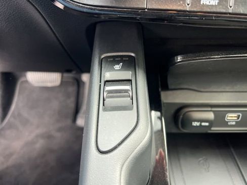 Certified 2023 Kia Telluride S image 24