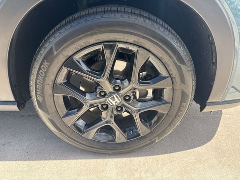 Used 2024 Honda HR-V Sport image 14