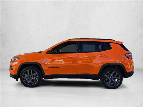 New 2026 Jeep Compass Latitude AWD/4WD image 5
