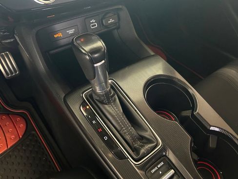 Used 2022 Honda Civic Sport image 8