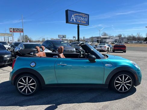 Used 2017 MINI Cooper S image 8