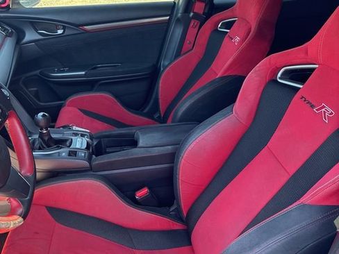 Used 2017 Honda Civic Type R image 5