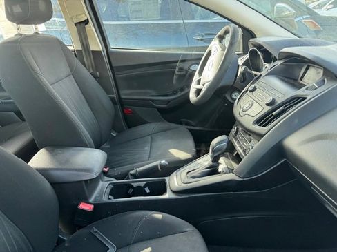 Used 2018 Ford Focus SE image 10