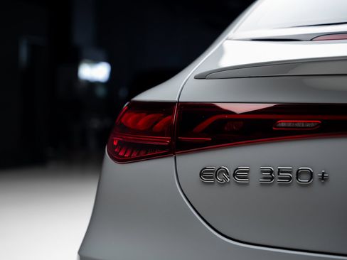 Used 2024 Mercedes-Benz EQE 350+ Sedan image 29