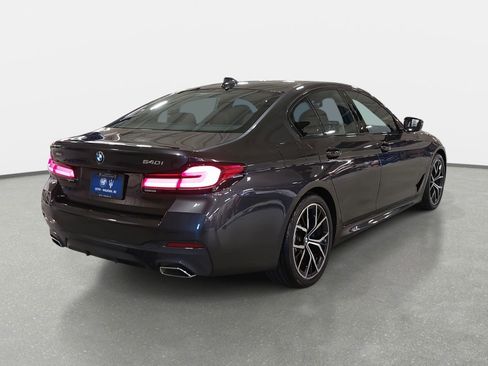 Used 2023 BMW 540i xDrive w/ M Sport Package image 5
