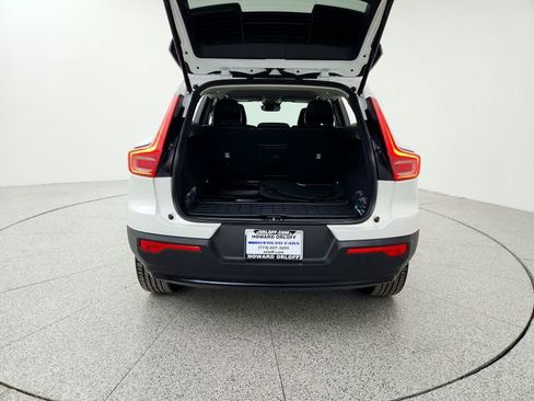 Certified 2024 Volvo XC40 B5 Core image 15